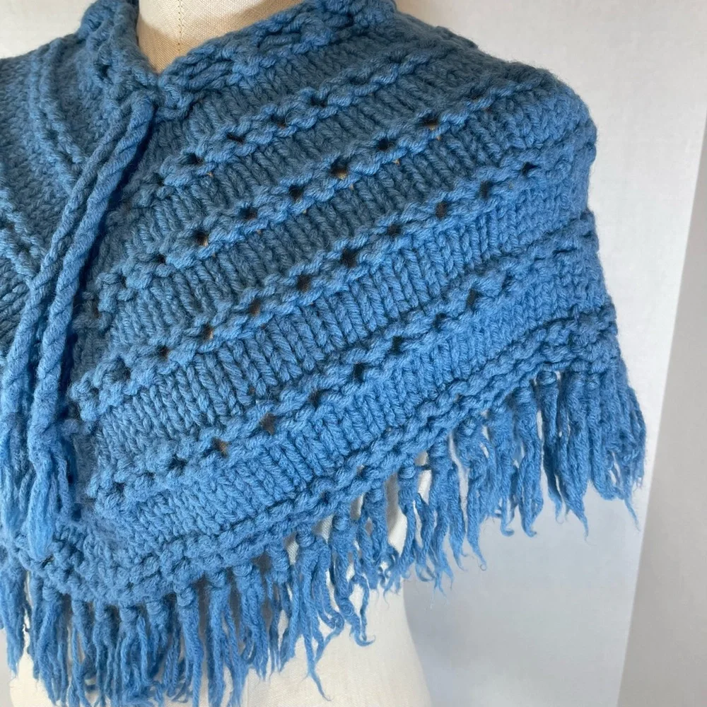 Vintage Crochet Knit Poncho Girls Handmade Blue Grannycore